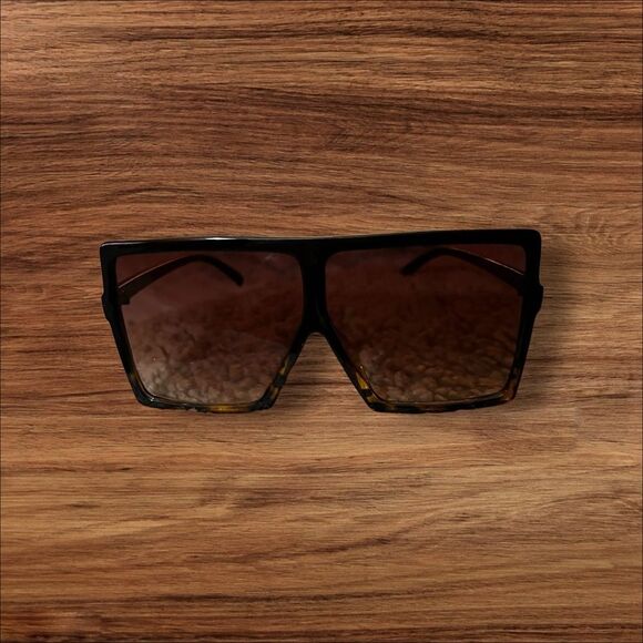 Black and Leopard Square Sunnies Sunglasses - Picture 3 of 5